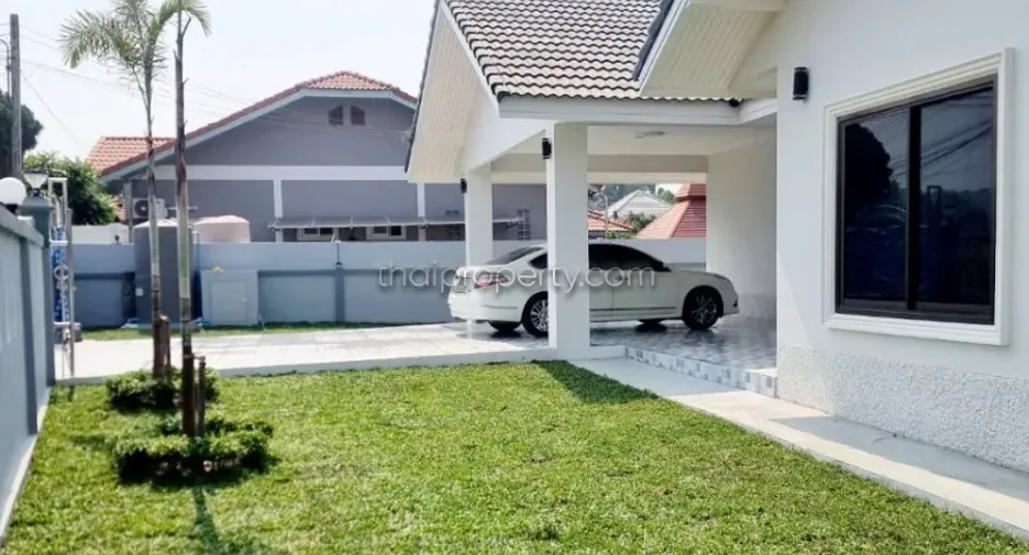 For sale 3 bedrooms house in Bang Saray, Pattaya