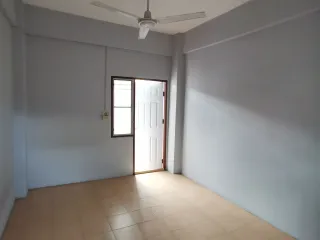 For sale 35 bed apartment in Khlong Luang, Pathum Thani