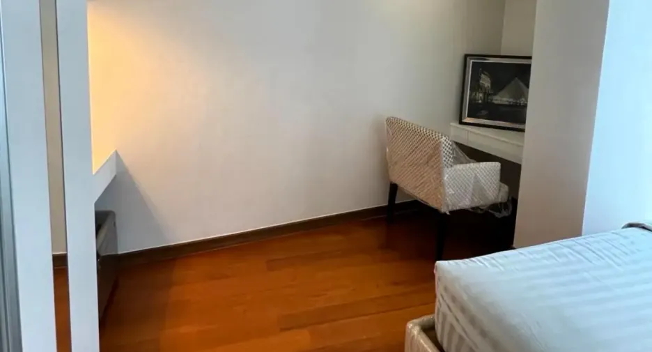 For sale 2 bedrooms condo in Watthana, Bangkok