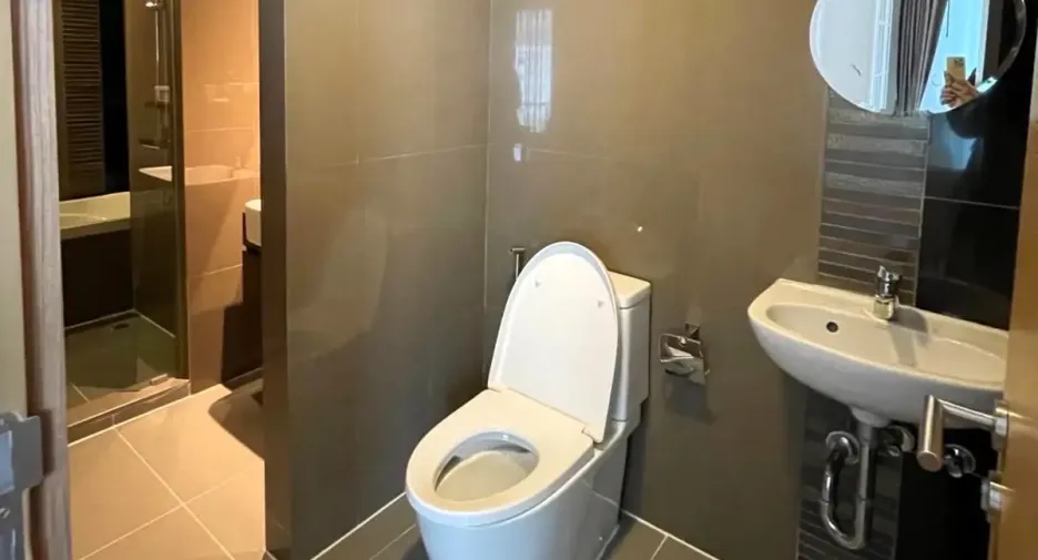 For sale 2 bedrooms condo in Watthana, Bangkok