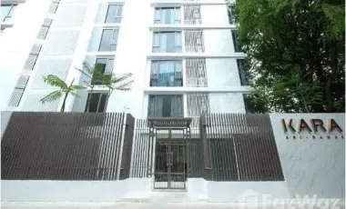 For sale 2 bed condo in Phaya Thai, Bangkok