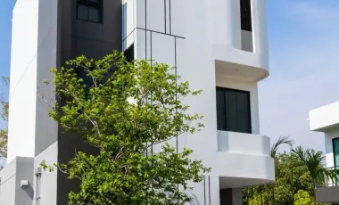 For rent 3 bed house in Lat Krabang, Bangkok