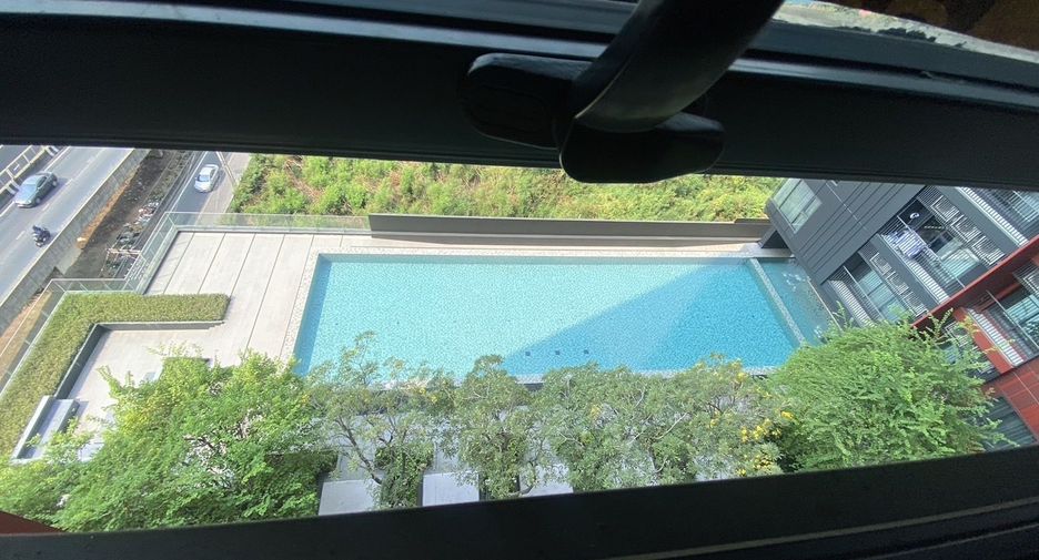 For sale studio condo in Huai Khwang, Bangkok