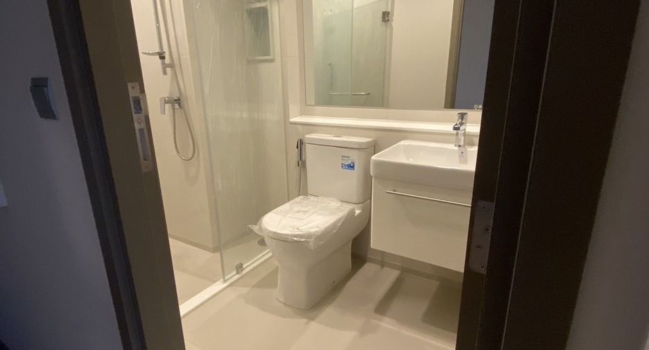 For sale studio condo in Huai Khwang, Bangkok