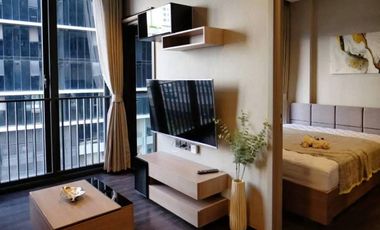 For rent 1 bed condo in Huai Khwang, Bangkok