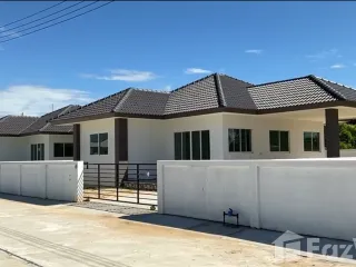 For sale 2 bed house in Mueang Lamphun, Lamphun