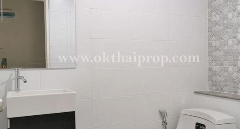 For sale 2 Beds townhouse in Mueang Nonthaburi, Nonthaburi