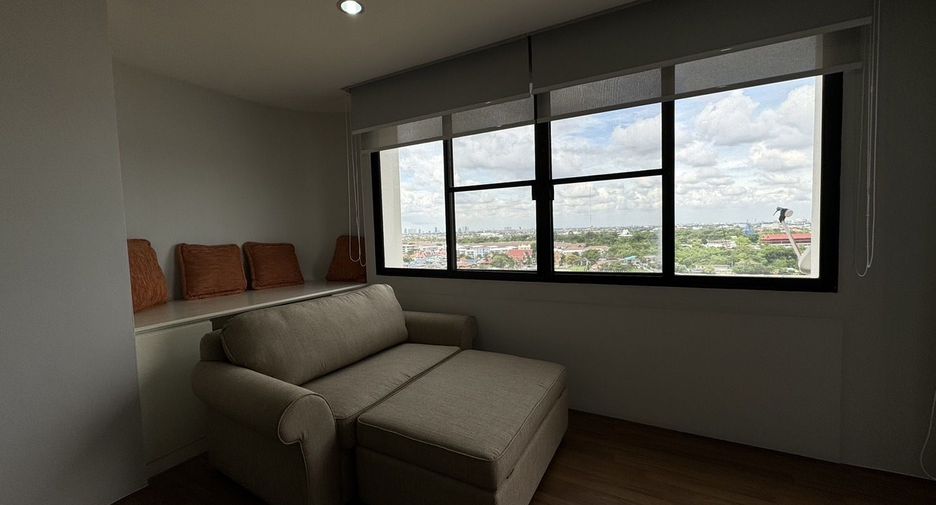 For rent 3 bed condo in Mueang Nonthaburi, Nonthaburi