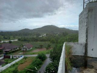 For sale 16 bed hotel in Pran Buri, Prachuap Khiri Khan
