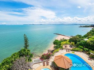 For sale 3 bedrooms condo in Bang Lamung, Chonburi