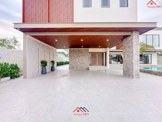 For sale 7 bed house in Bang Lamung, Chonburi