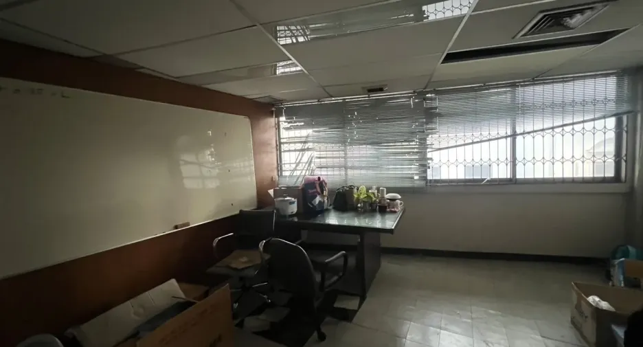 For rent retail Space in Khlong Toei, Bangkok