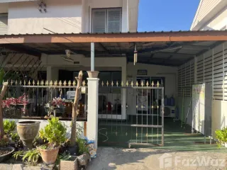 For sale 3 bed townhouse in Sung Noen, Nakhon Ratchasima