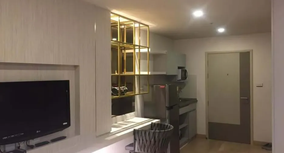 For sale 1 bed condo in Phaya Thai, Bangkok
