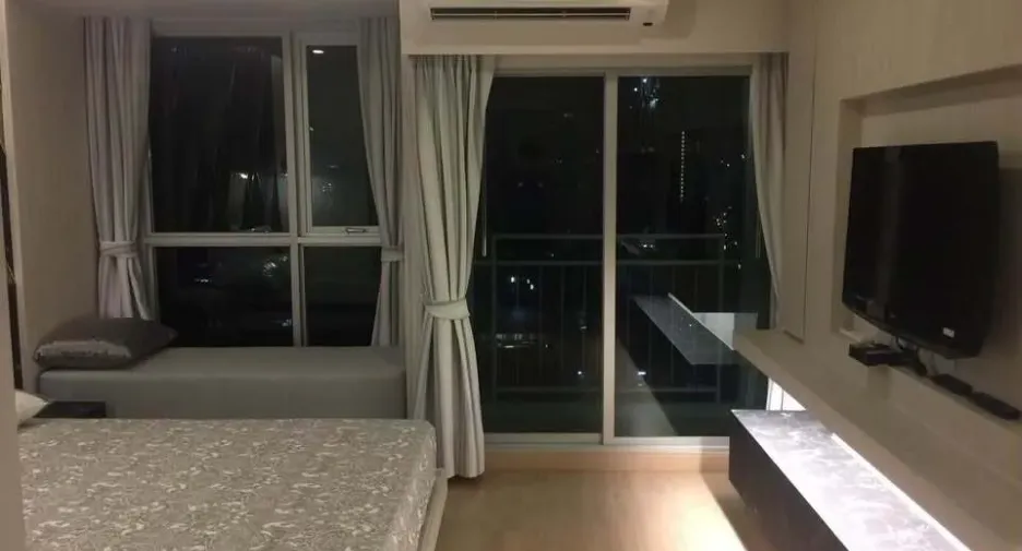 For sale 1 bed condo in Phaya Thai, Bangkok