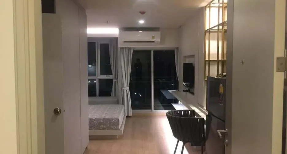 For sale 1 bed condo in Phaya Thai, Bangkok