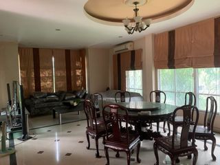 For sale 3 Beds house in Chatuchak, Bangkok