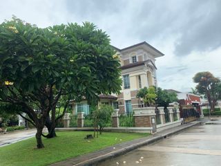 For sale 3 Beds house in Chatuchak, Bangkok