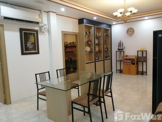 For sale 5 bed villa in Nong Ya Sai, Suphan Buri