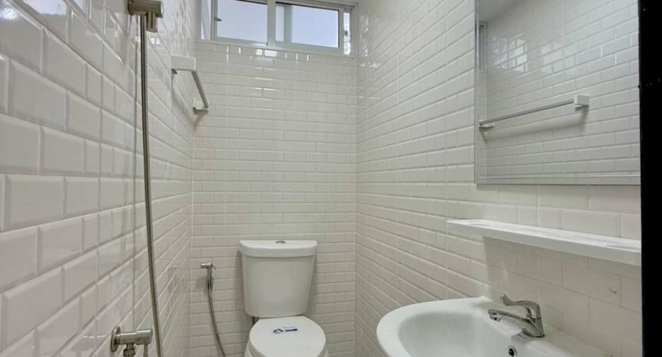 For sale 3 bed house in Pak Kret, Nonthaburi