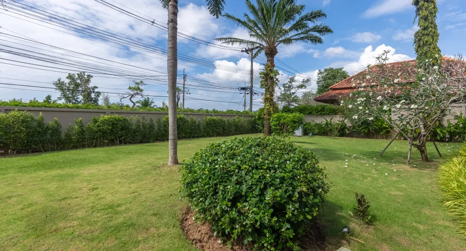 For sale 6 bed villa in Thalang, Phuket