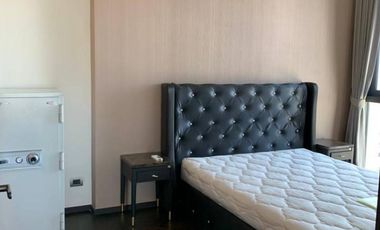 For rent 2 bed condo in Phaya Thai, Bangkok