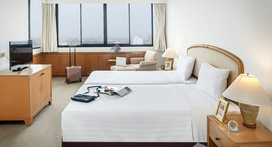 For rent 3 bed hotel in Mueang Nonthaburi, Nonthaburi