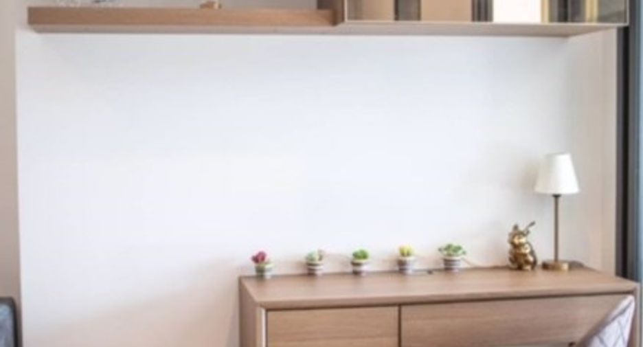 For rent 1 bed condo in Pathum Wan, Bangkok