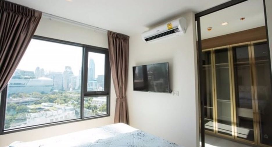 For rent 1 bed condo in Pathum Wan, Bangkok