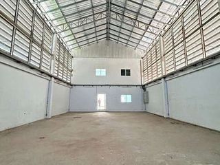For sale warehouse in Lat Lum Kaeo, Pathum Thani