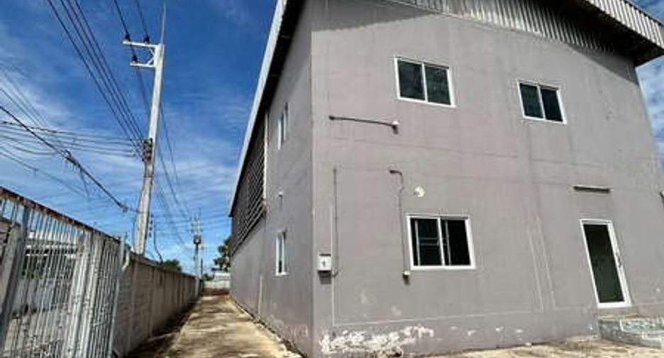 For sale warehouse in Lat Lum Kaeo, Pathum Thani