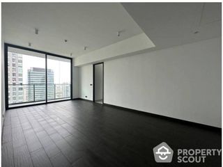 For sale 3 bed condo in Sathon, Bangkok