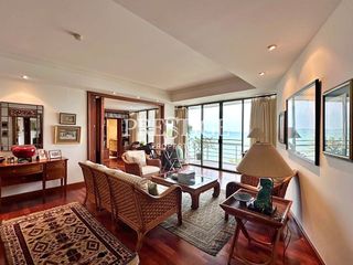 For sale 2 bed condo in Pratumnak, Pattaya