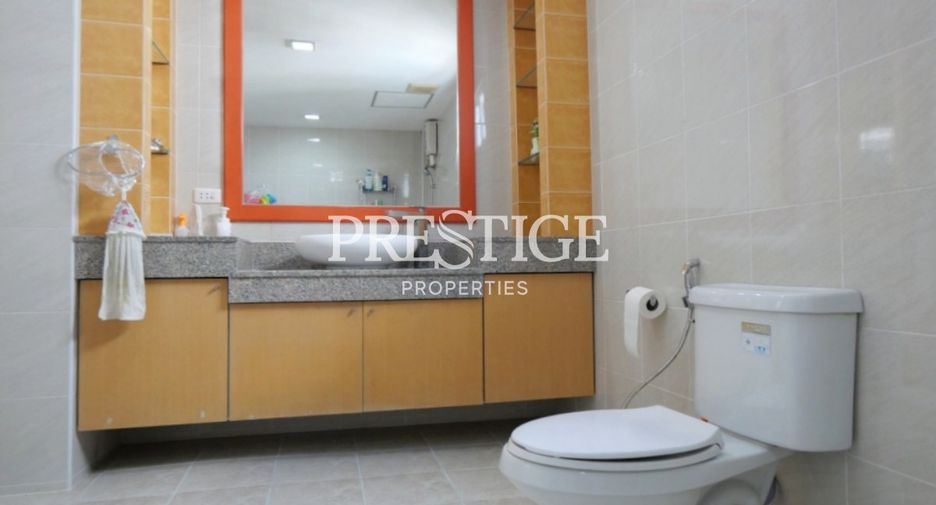 For sale 3 bedrooms condo in Bang Lamung, Chonburi