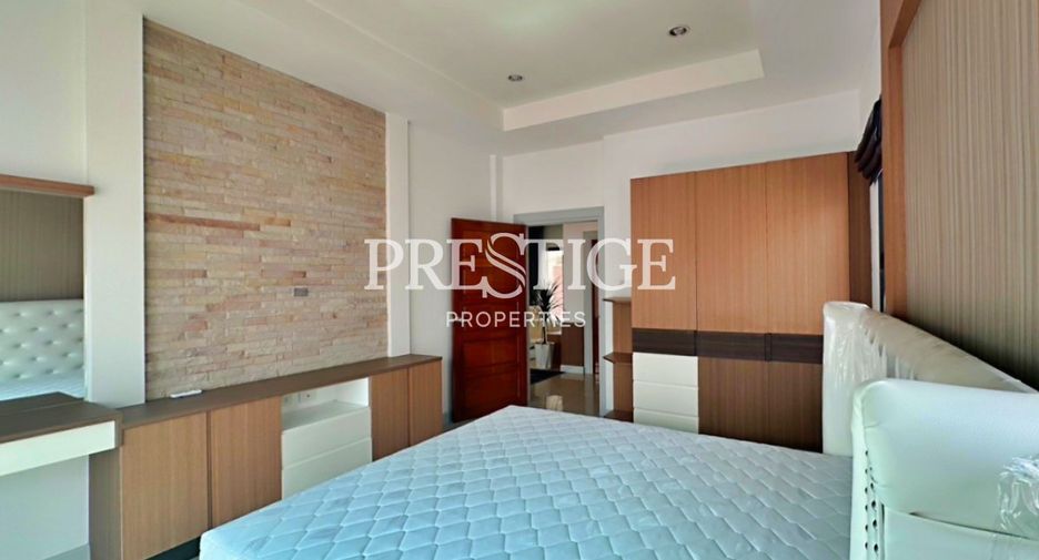 For rent 3 bedrooms house in Huay Yai, Pattaya