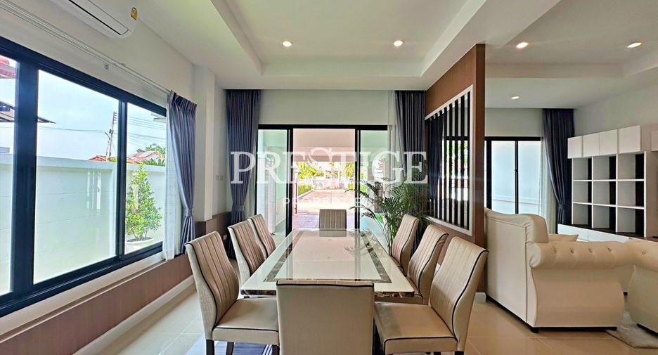 For rent 3 bedrooms house in Huay Yai, Pattaya