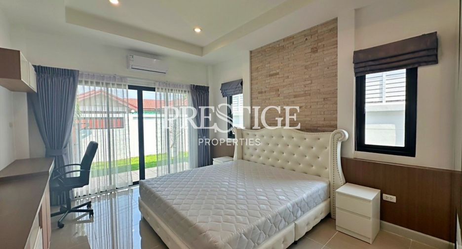 For rent 3 bedrooms house in Huay Yai, Pattaya