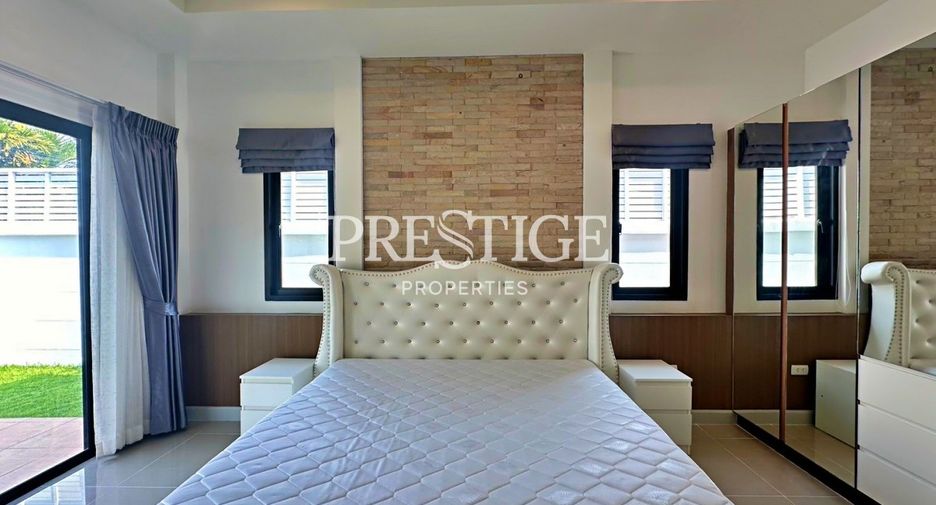 For rent 3 bedrooms house in Huay Yai, Pattaya