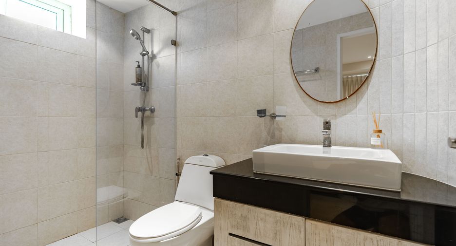 For sale 2 Beds condo in Mueang Phuket, Phuket
