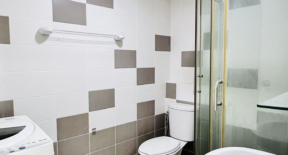 For sale スタジオ condo in Mueang Phuket, Phuket