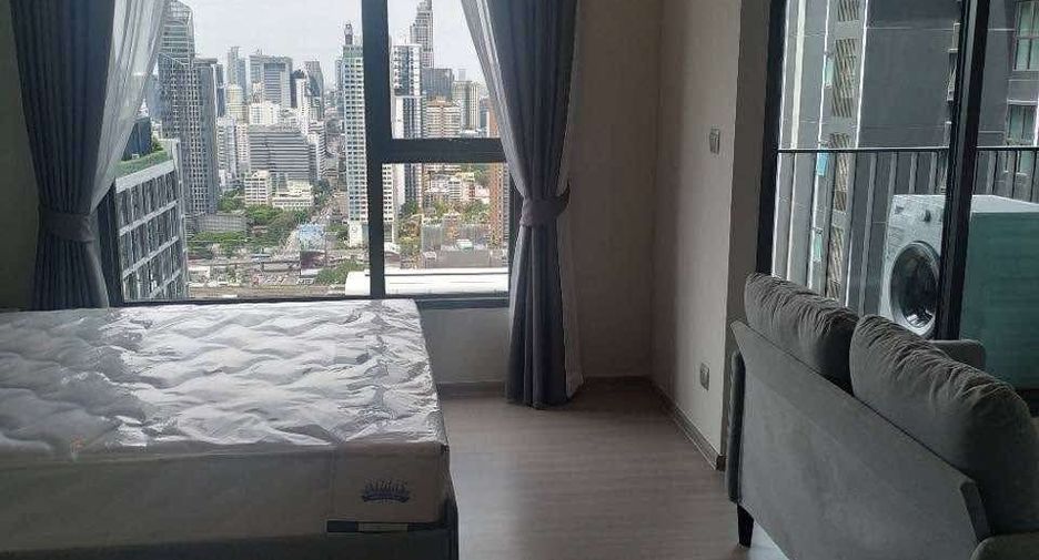 For rent studio condo in Huai Khwang, Bangkok