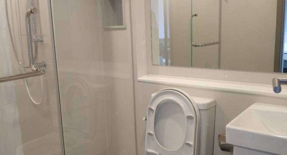 For rent studio condo in Huai Khwang, Bangkok