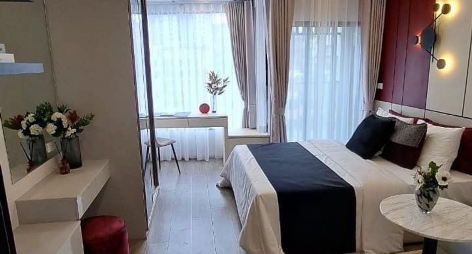 For rent studio condo in Huai Khwang, Bangkok