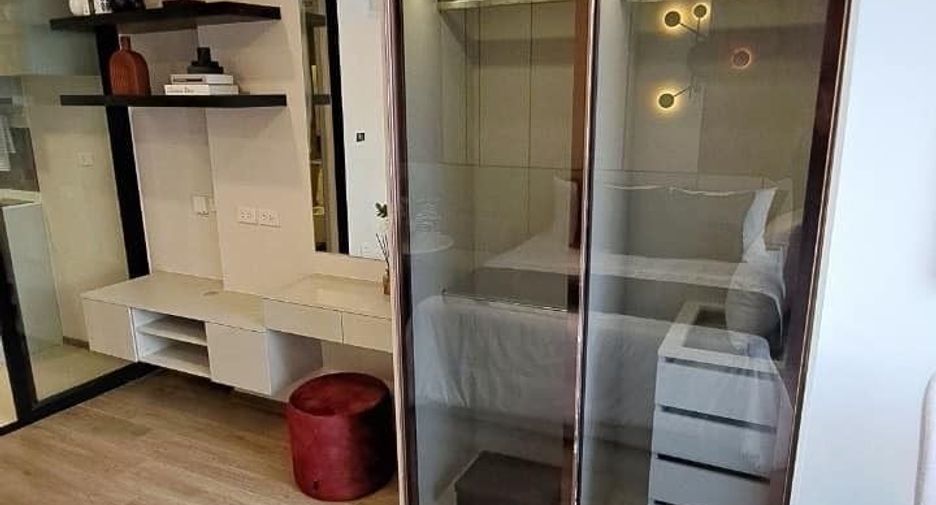 For rent studio condo in Huai Khwang, Bangkok