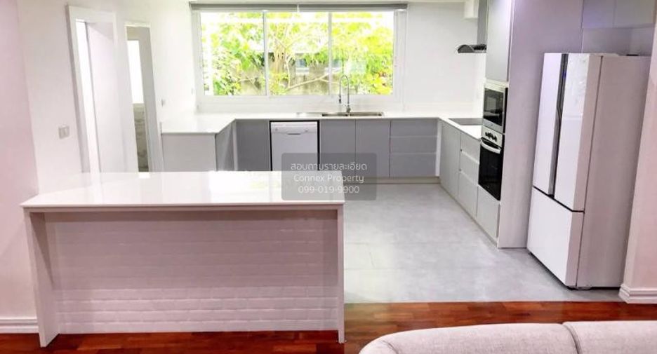 Wohnung zur Miete mit 3 Zimmer in Watthana, Bangkok