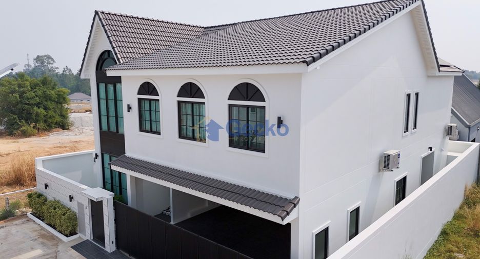 For sale 3 bed house in Bang Lamung, Chonburi
