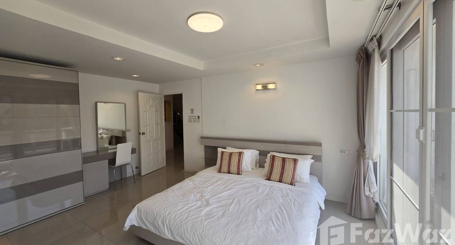 For rent 6 Beds house in Lam Luk Ka, Pathum Thani