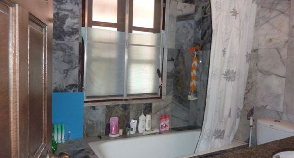 For sale 3 bedrooms house in South Pattaya, Pattaya