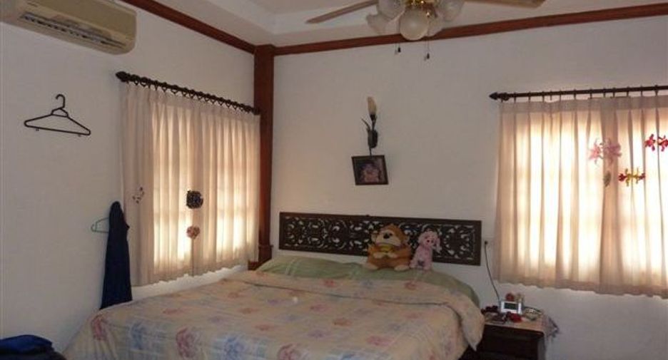 For sale 3 bedrooms house in South Pattaya, Pattaya