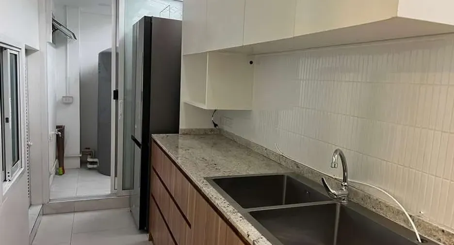 For rent 2 bedrooms office in Watthana, Bangkok